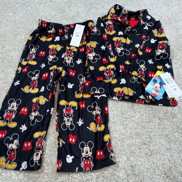 Disney Junior Mickey Other - Disney Junior Mickey Mouse Boys 2 Piece Pajama Set Black Red 18M NEW